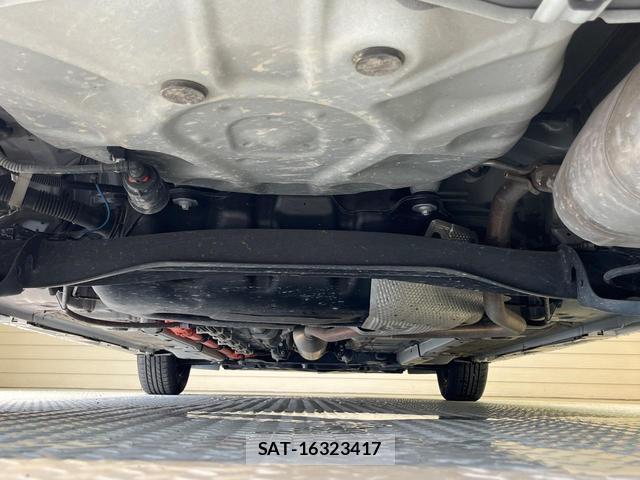 Toyota YARIS 2023-08 8867185-18