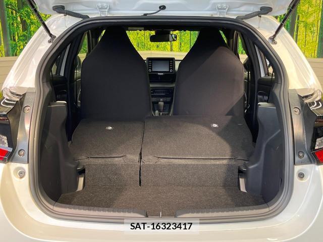 Toyota YARIS 2023-08 8867185-9