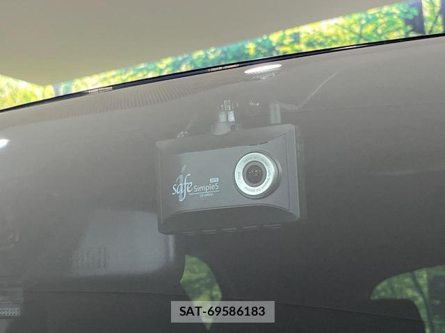 Toyota YARIS 2020-03 8867296-7