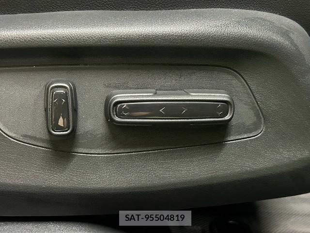 Honda ZR-V 2025-11 8867150-9