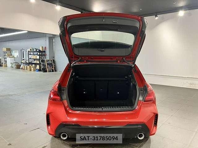 Bmw 1 SERIES 2022-02 8875497-13