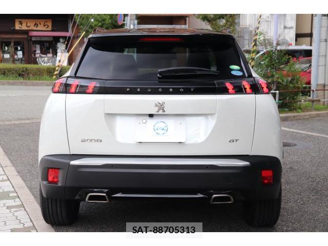 Peugeot 2008 2021-12 8874940-2