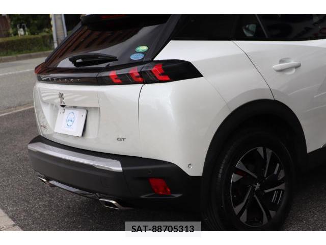 Peugeot 2008 2021-12 8874940-4