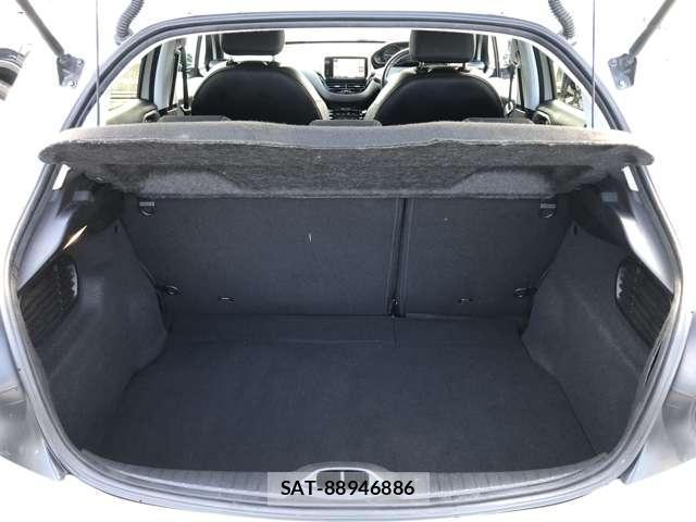 Peugeot 208 2018-07 8873341-13