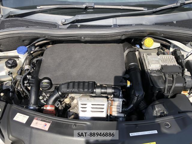 Peugeot 208 2018-07 8873341-19