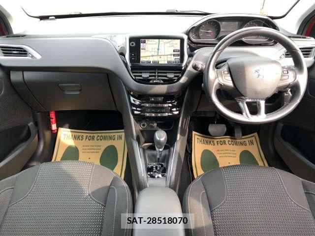 Peugeot 208 2017-05 8873342-2