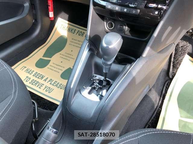 Peugeot 208 2017-05 8873342-8