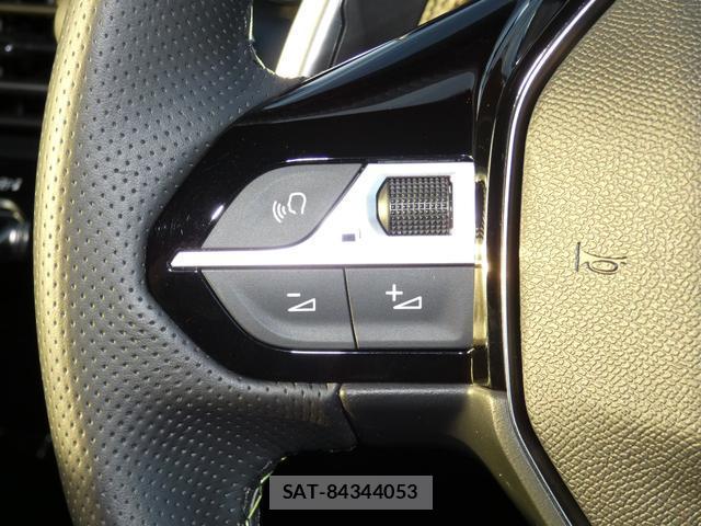Peugeot 208 2025-11 8873572-6