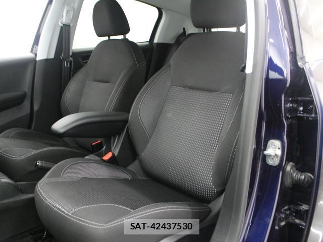 Peugeot 208 2018-08 8874297-10