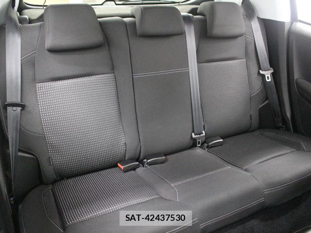 Peugeot 208 2018-08 8874297-11