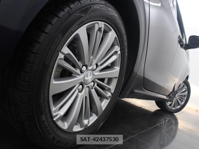 Peugeot 208 2018-08 8874297-19