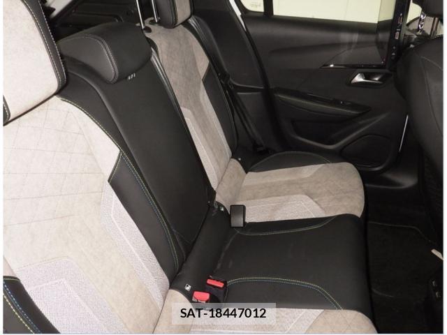 Peugeot 208 2021-07 8875424-3