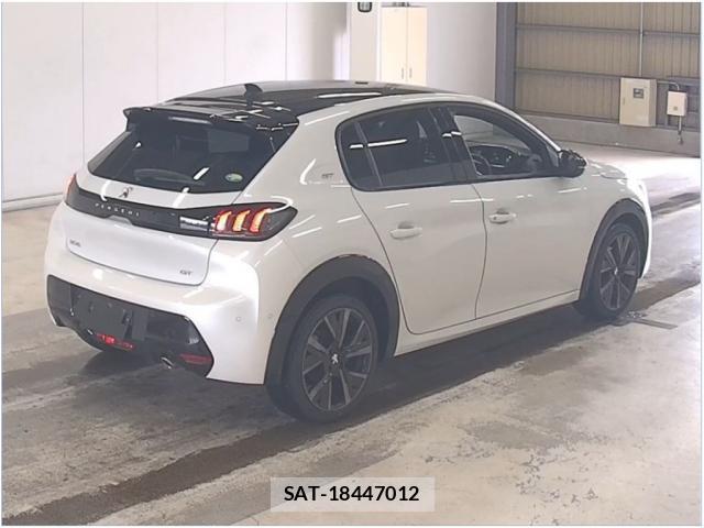 Peugeot 208 2021-07 8875424-5