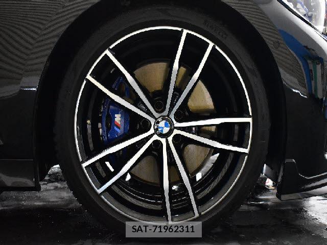 Bmw 3 SERIES 2019-06 8873014-6