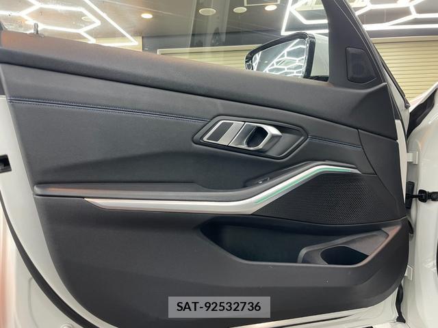 Bmw 3 SERIES 2019-02 8875549-12