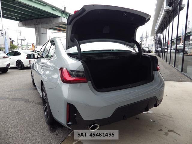 Bmw 3 SERIES 2025-12 8875890-12