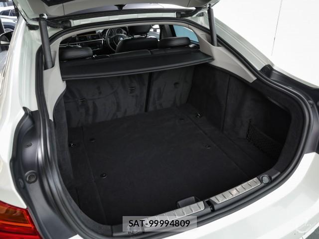 Bmw 4 SERIES 2017-04 8872806-17