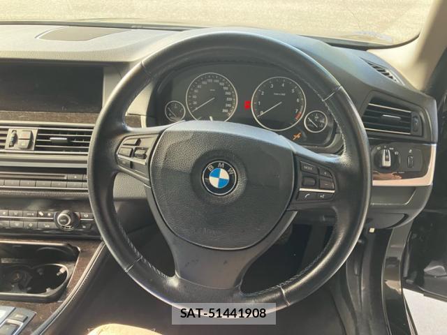 Bmw 5 SERIES 2011-05 8873325-10