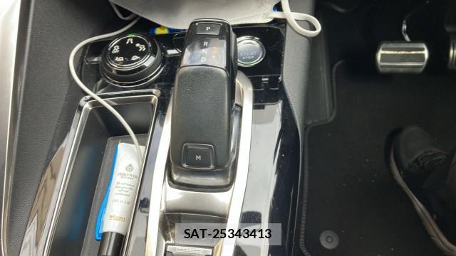 Peugeot 5008 2020-03 8874431-14