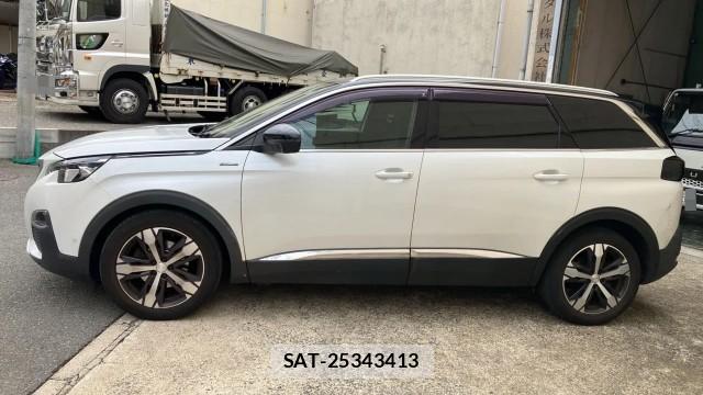 Peugeot 5008 2020-03 8874431-3