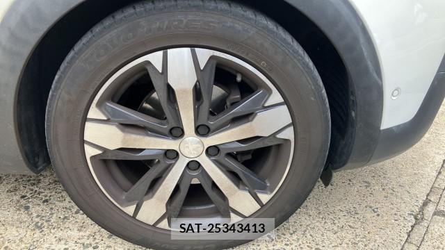 Peugeot 5008 2020-03 8874431-8