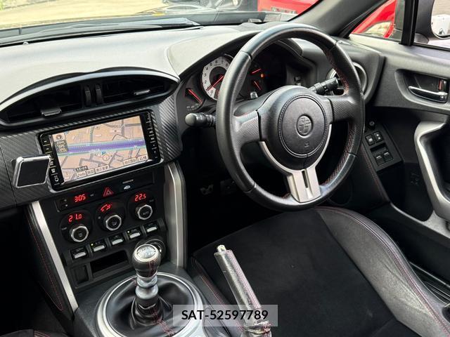 Toyota 86 2015-05 8873913-9