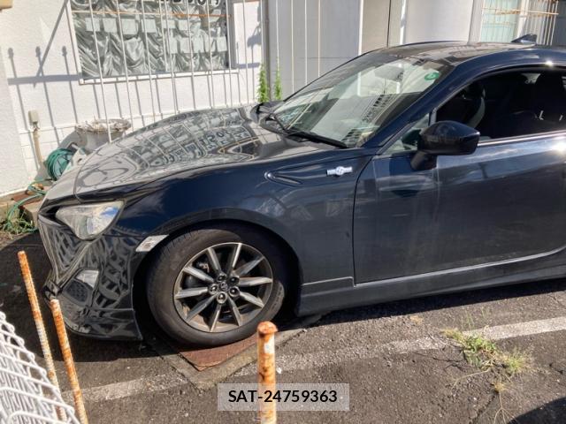 Toyota 86 2015-10 8874568-1