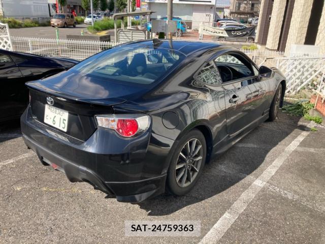Toyota 86 2015-10 8874568-12