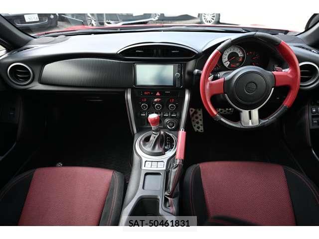 Toyota 86 2013-08 8874642-1