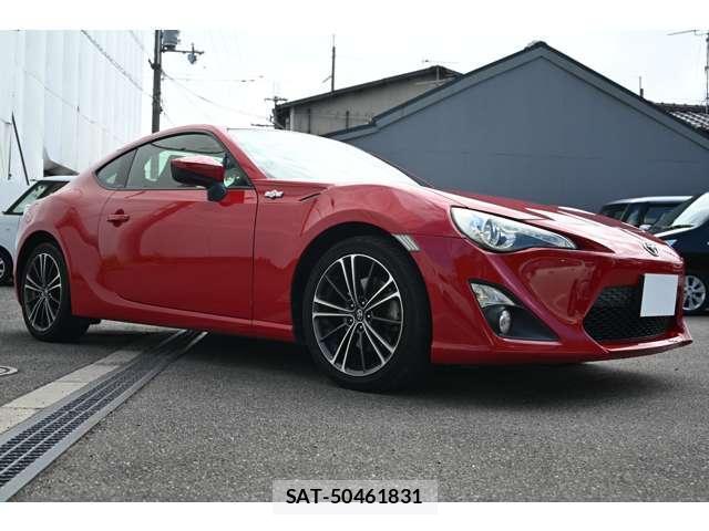Toyota 86 2013-08 8874642-2