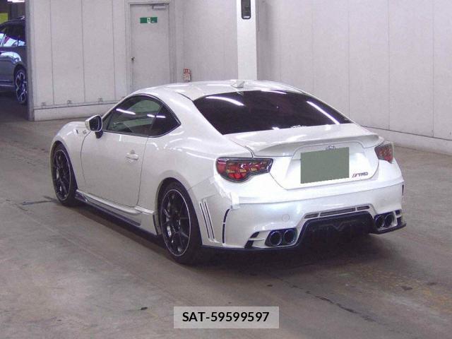Toyota 86 2013-05 8874781-1