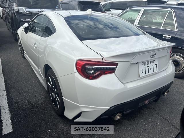Toyota 86 2021-04 8875152-4
