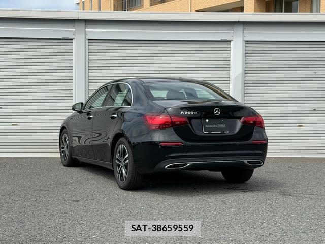 Mercedes Benz A-CLASS 2025-06 8872789-14