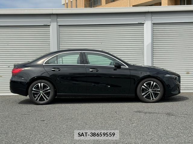 Mercedes Benz A-CLASS 2025-06 8872789-15