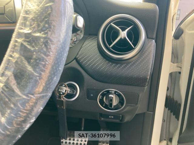Mercedes Benz A-CLASS 2013-09 8873470-19