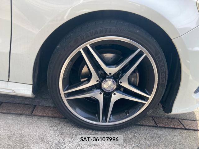 Mercedes Benz A-CLASS 2013-09 8873470-4