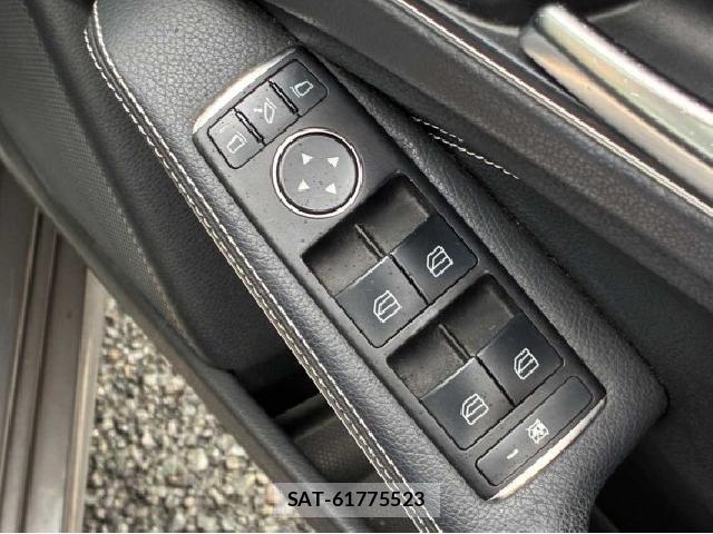 Mercedes Benz A-CLASS 2013-09 8873631-5