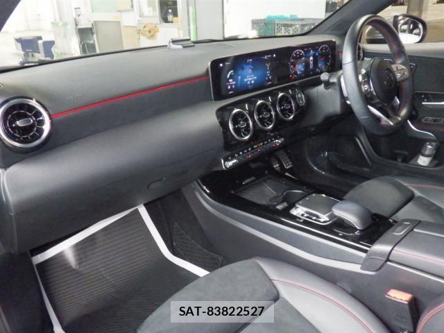 Mercedes Benz A-CLASS 2019-08 8874915-2