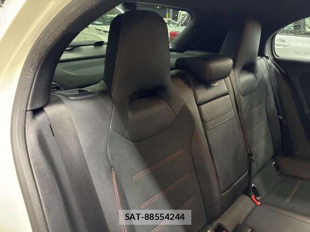 Mercedes Benz A-CLASS 2021-03 8875411-4