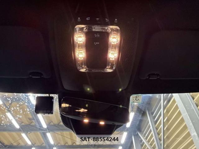 Mercedes Benz A-CLASS 2021-03 8875411-6
