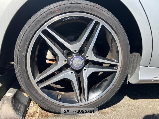Mercedes Benz A-CLASS 2013-06 8875691-5