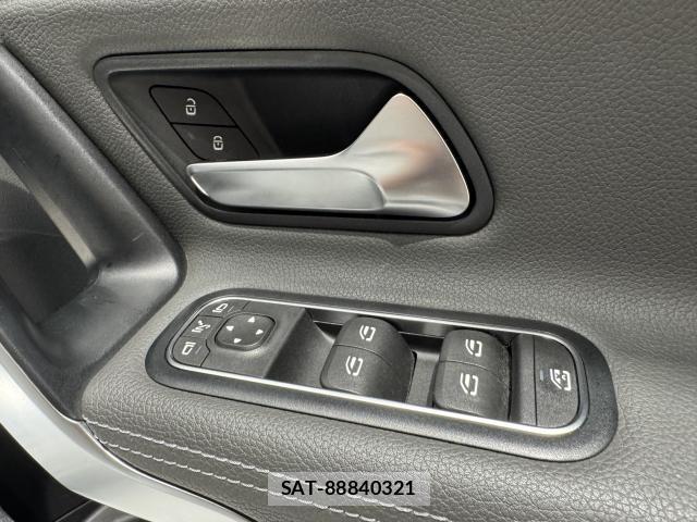 Mercedes Benz A-CLASS 2020-03 8875882-12