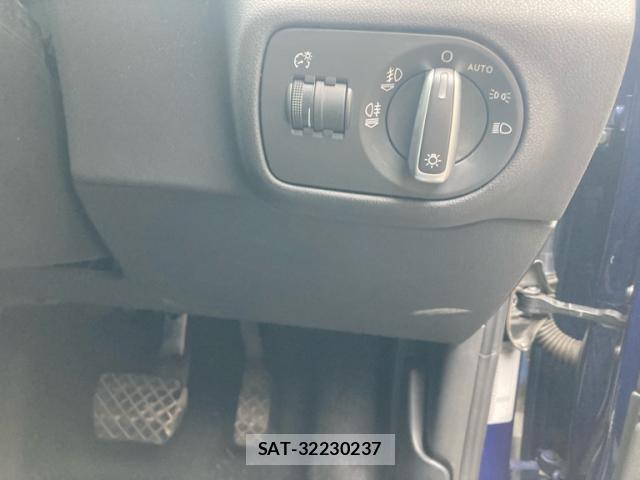 Audi A1 2013-03 8872761-11