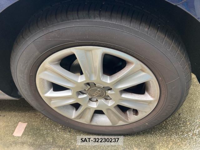 Audi A1 2013-03 8872761-3