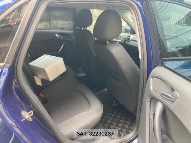 Audi A1 2013-03 8872761-7