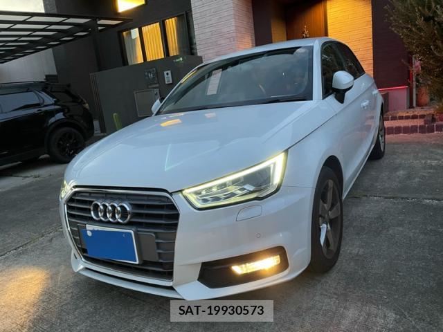 Audi A1 2017-10 8873336-1