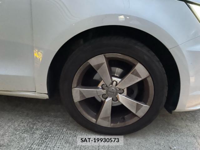 Audi A1 2017-10 8873336-10