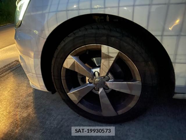 Audi A1 2017-10 8873336-14