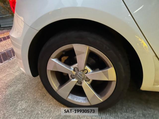 Audi A1 2017-10 8873336-9