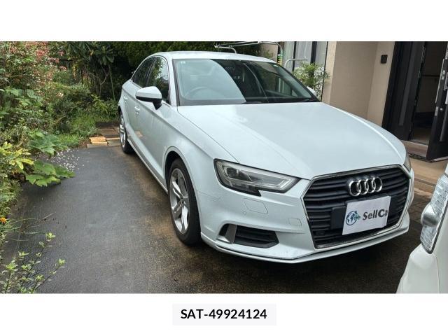 Audi A3 SEDAN 2017-09 8874862-10
